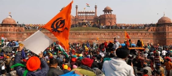 दिल्ली में हुए दंगों के आरोप में राकेश टिकैत , योगेंद्र यादव और अन्य के खिलाफ FIR